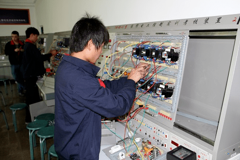 廣東建筑電工證哪里考的 住建廳頒發(fā)的電工證去哪報名