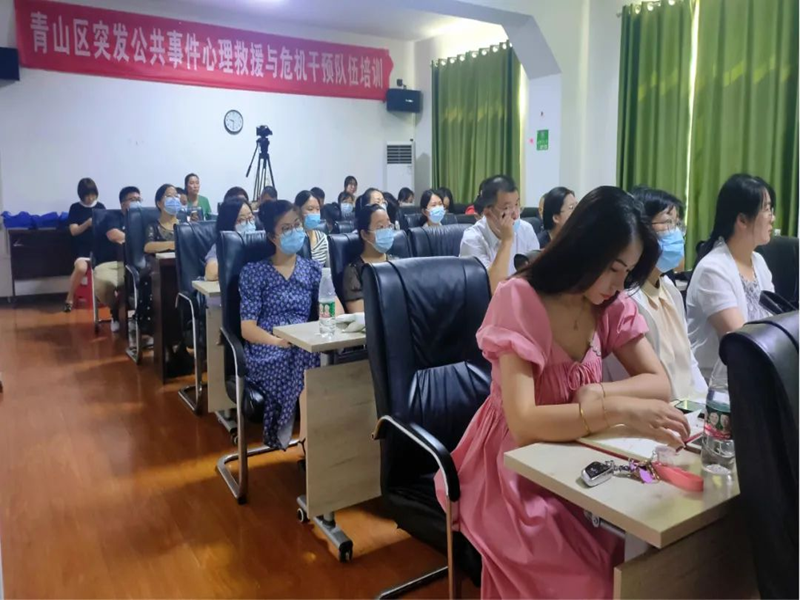 江西贛州上猶縣叛逆孩子管教學(xué)校精選--家長(zhǎng)好評(píng)推薦-圖2