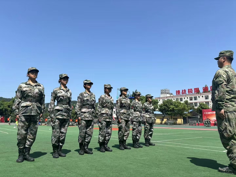 商丘市孩子叛逆、不上學(xué)、網(wǎng)癮行為矯正全封閉管理學(xué)校排名top10-圖1