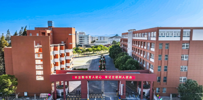 沒考上高中怎么辦？2025年合肥女生選擇醫(yī)藥衛(wèi)生學(xué)校的優(yōu)勢-圖1